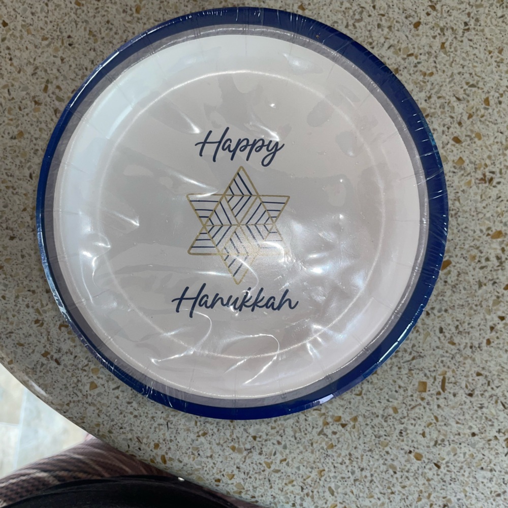 Hanukkah Plates 6.75” Dessert Plates 5 Packs (40 Plates) Holiday Party Supplies